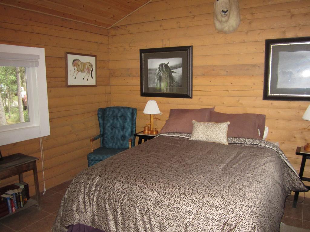 Six Mile River Resort Tagish 객실 사진